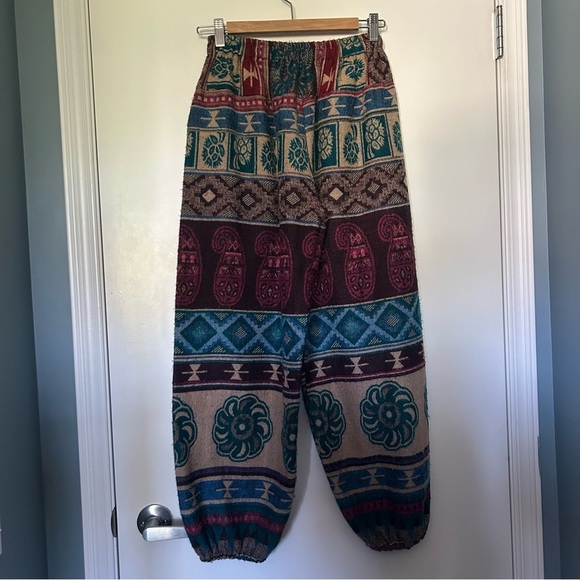 Multi-print Bohemian Style Loose Fit Tapped Ankle Pants - Picture 4 of 13